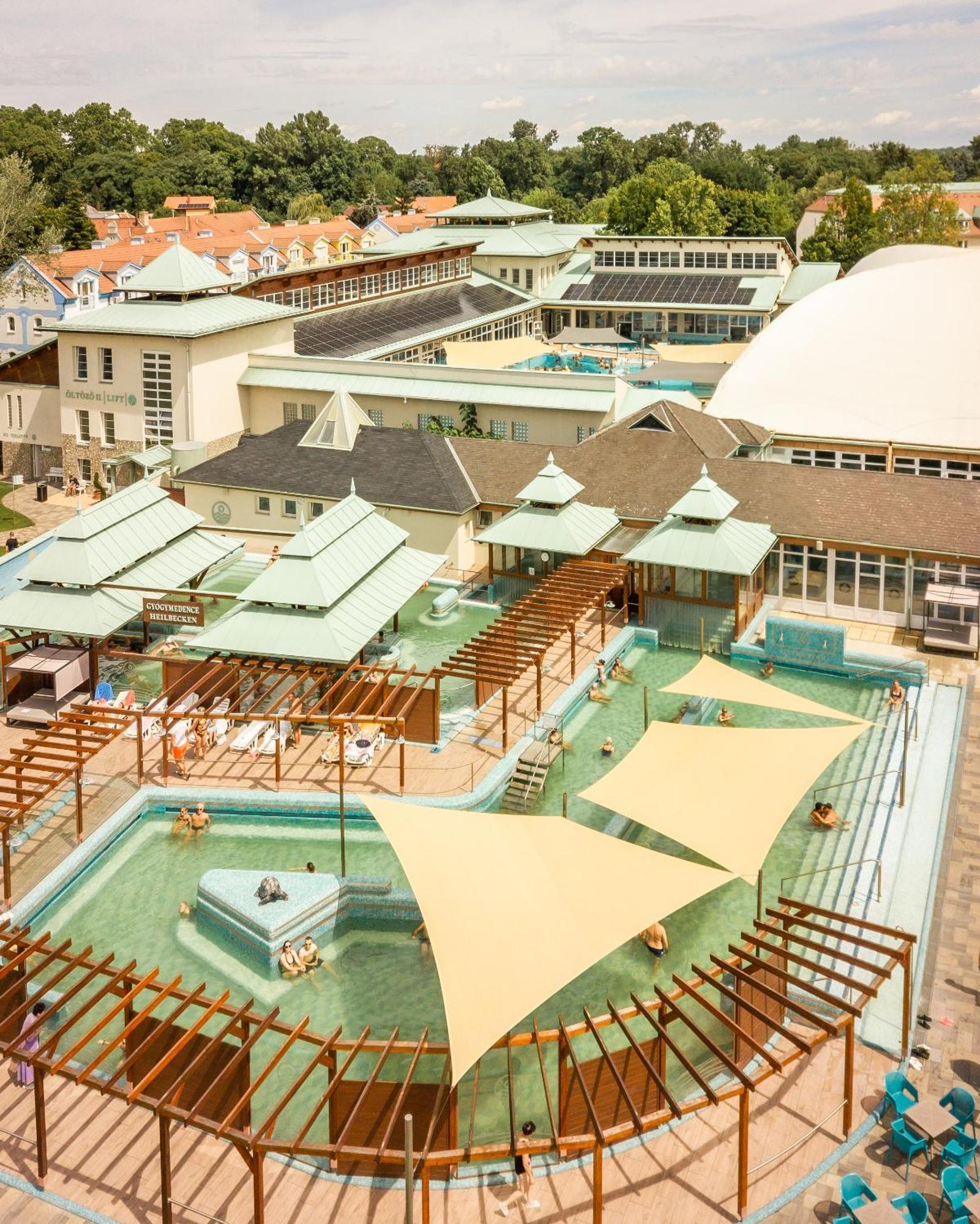Aqua Hotel Termal โมชนมายารูวาร์ ภายนอก รูปภาพ