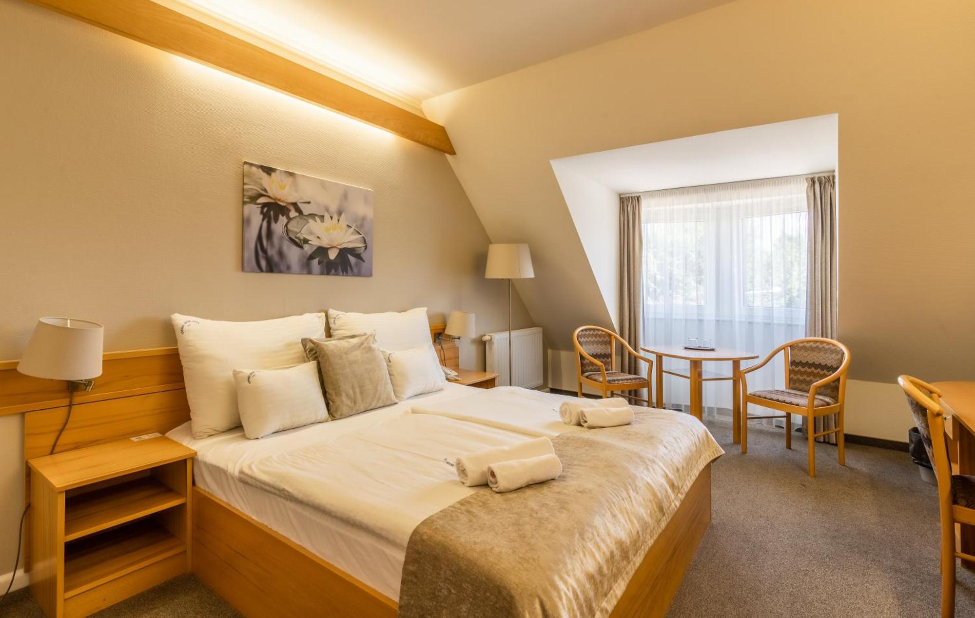 Aqua Hotel Termal โมชนมายารูวาร์ ภายนอก รูปภาพ