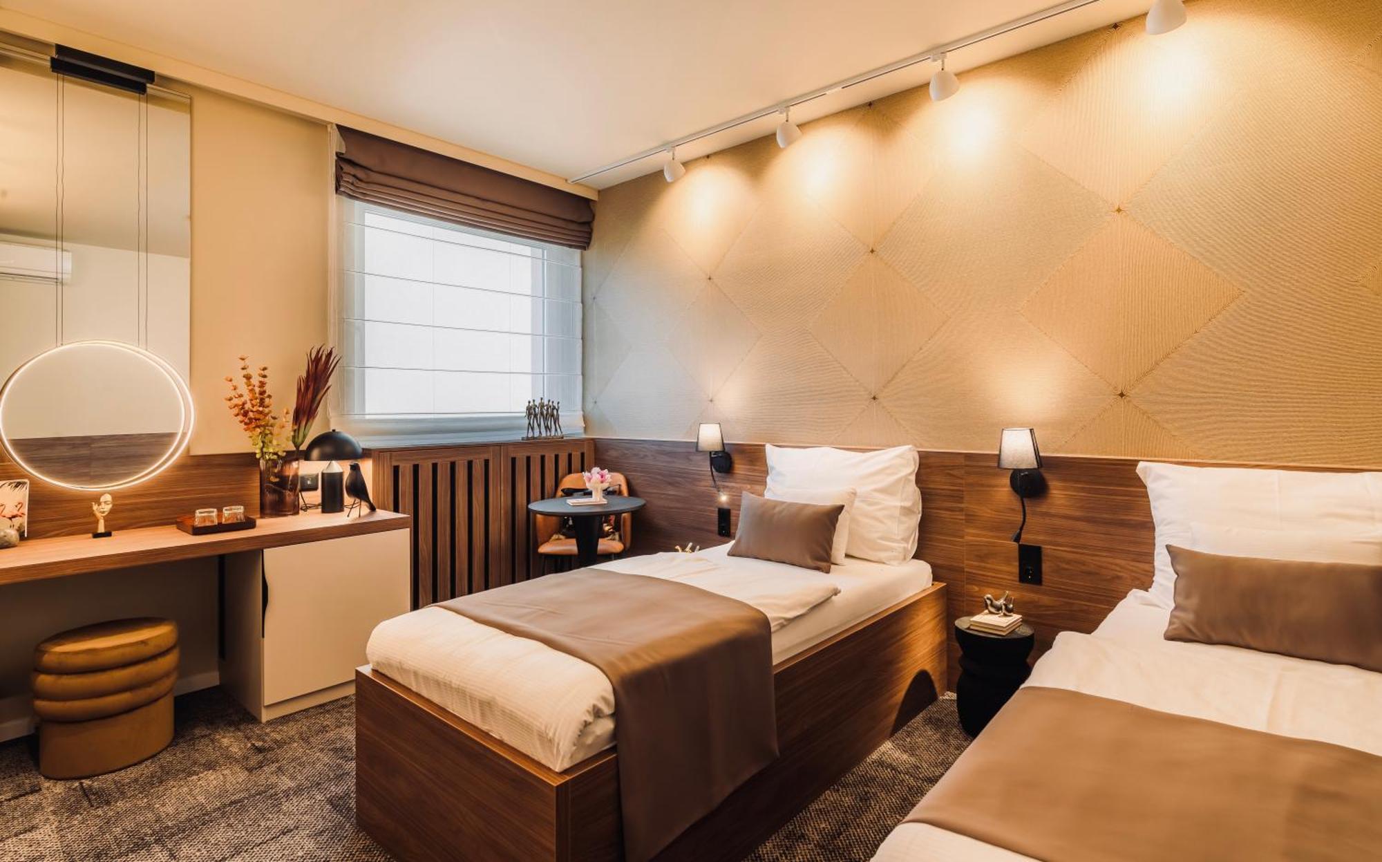 Aqua Hotel Termal โมชนมายารูวาร์ ภายนอก รูปภาพ