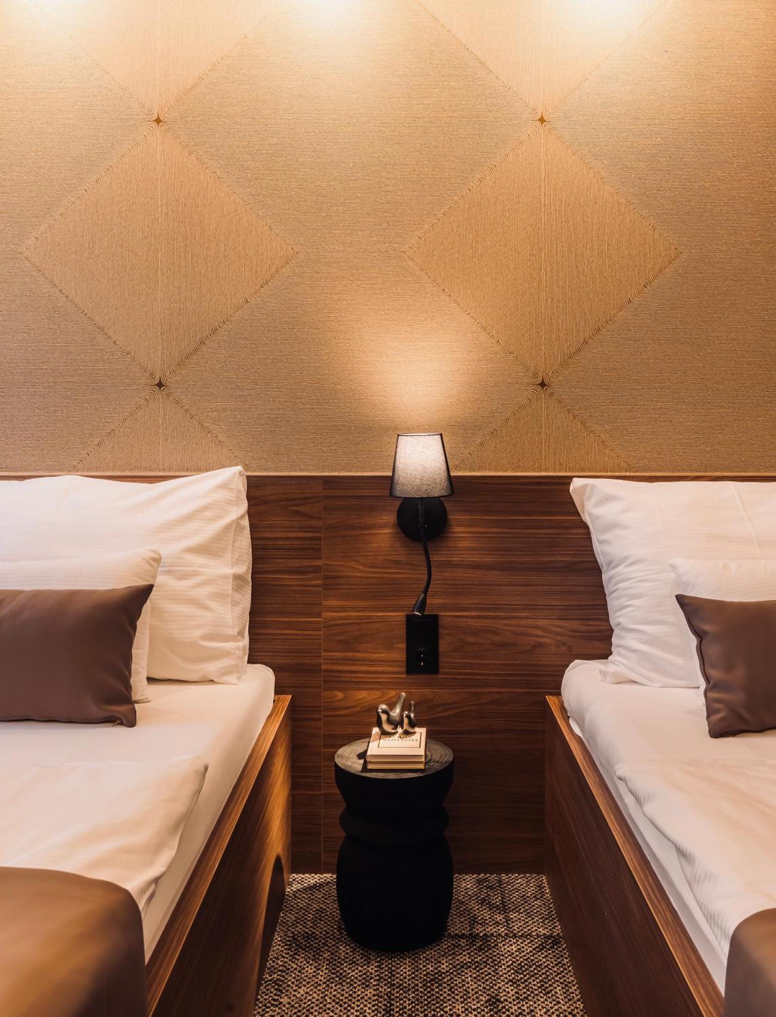 Aqua Hotel Termal โมชนมายารูวาร์ ภายนอก รูปภาพ